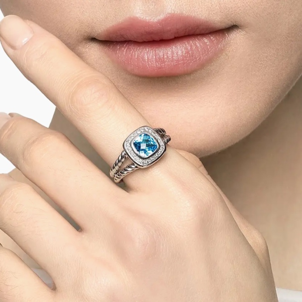 David Yurman Petite Albion® Ring With Pavé Diamonds - Picture 3 of 6